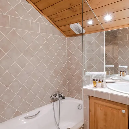 아파트 Bel Duplex Pour 8, Proche Pistes A Avec Wifi Et Parking - Fr-1-343-188